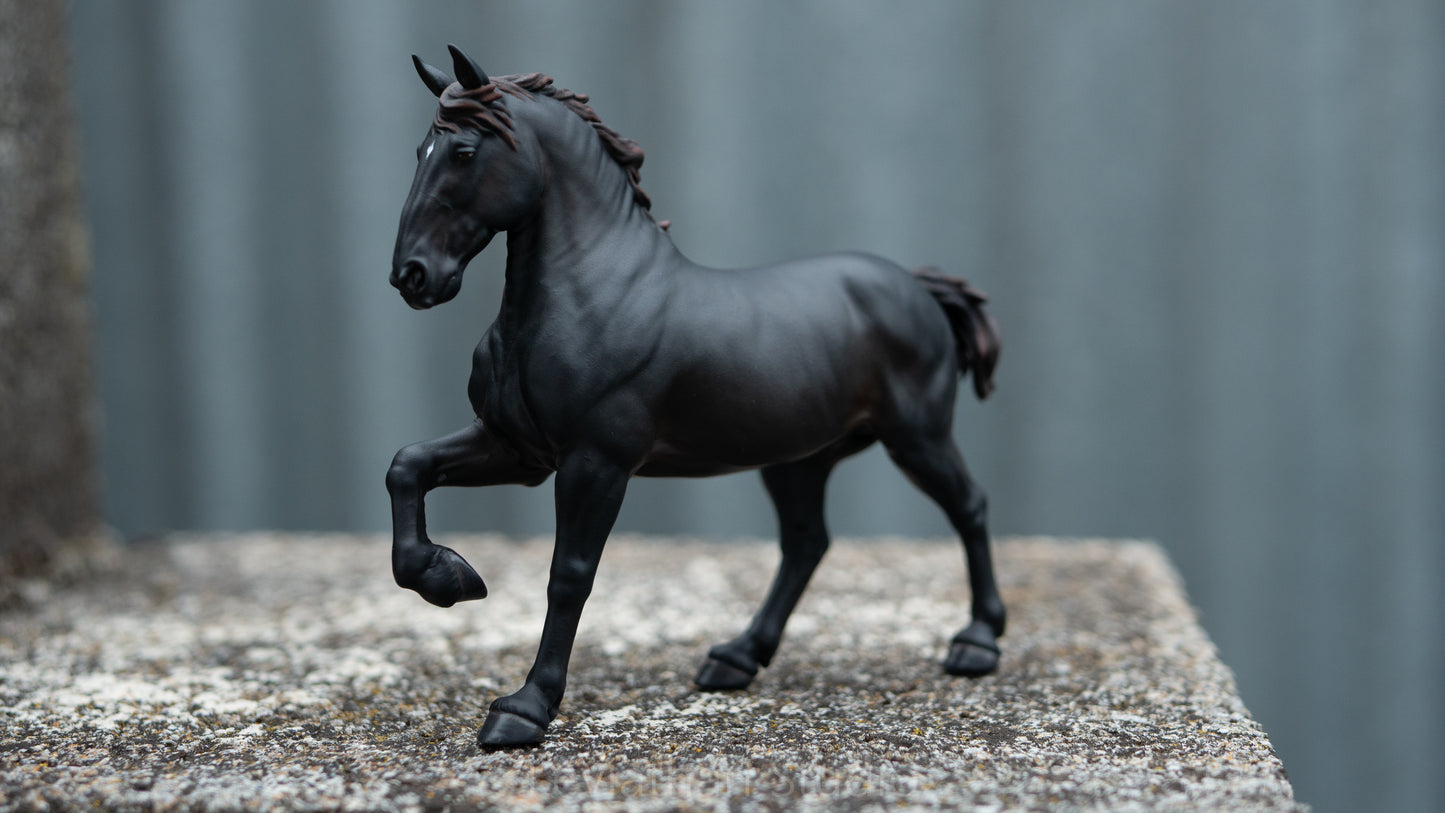 FCFS: Rook in black